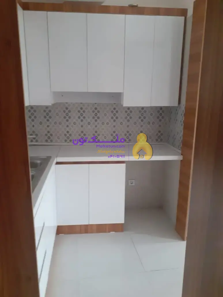 آپارتمان 83 متری