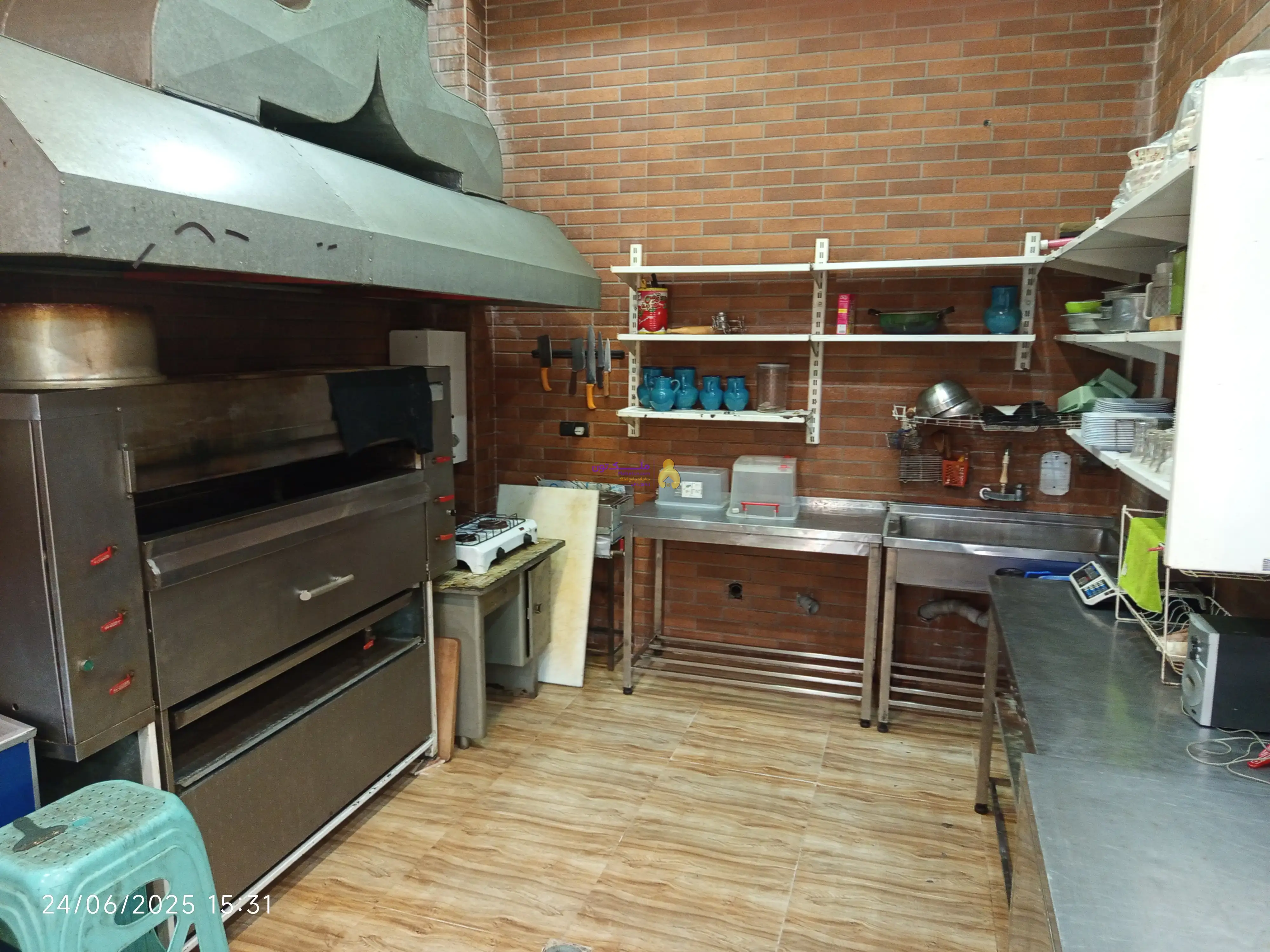 ملک مسکونی و تجاری رستوران فعال در منطقه شیرگاه مازندران