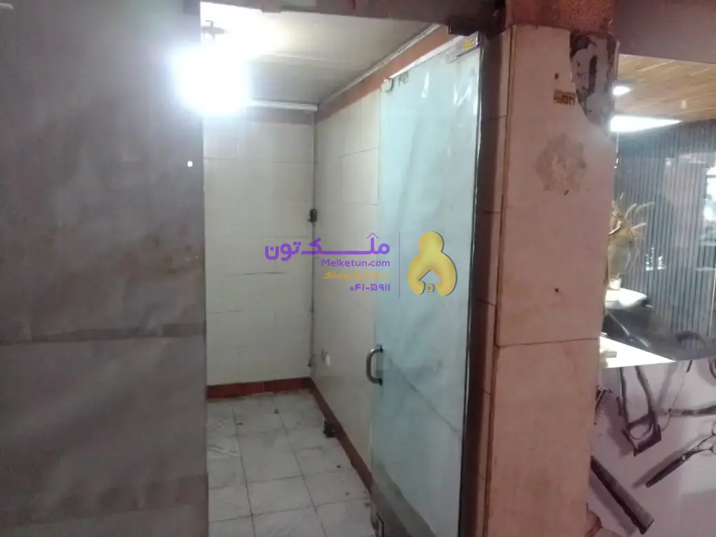 ۱۵ متر مغازه با بالکن حوالی فلکه دوم صادقیه