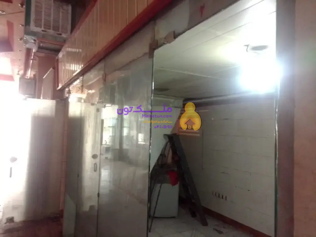 ۱۵ متر مغازه با بالکن حوالی فلکه دوم صادقیه