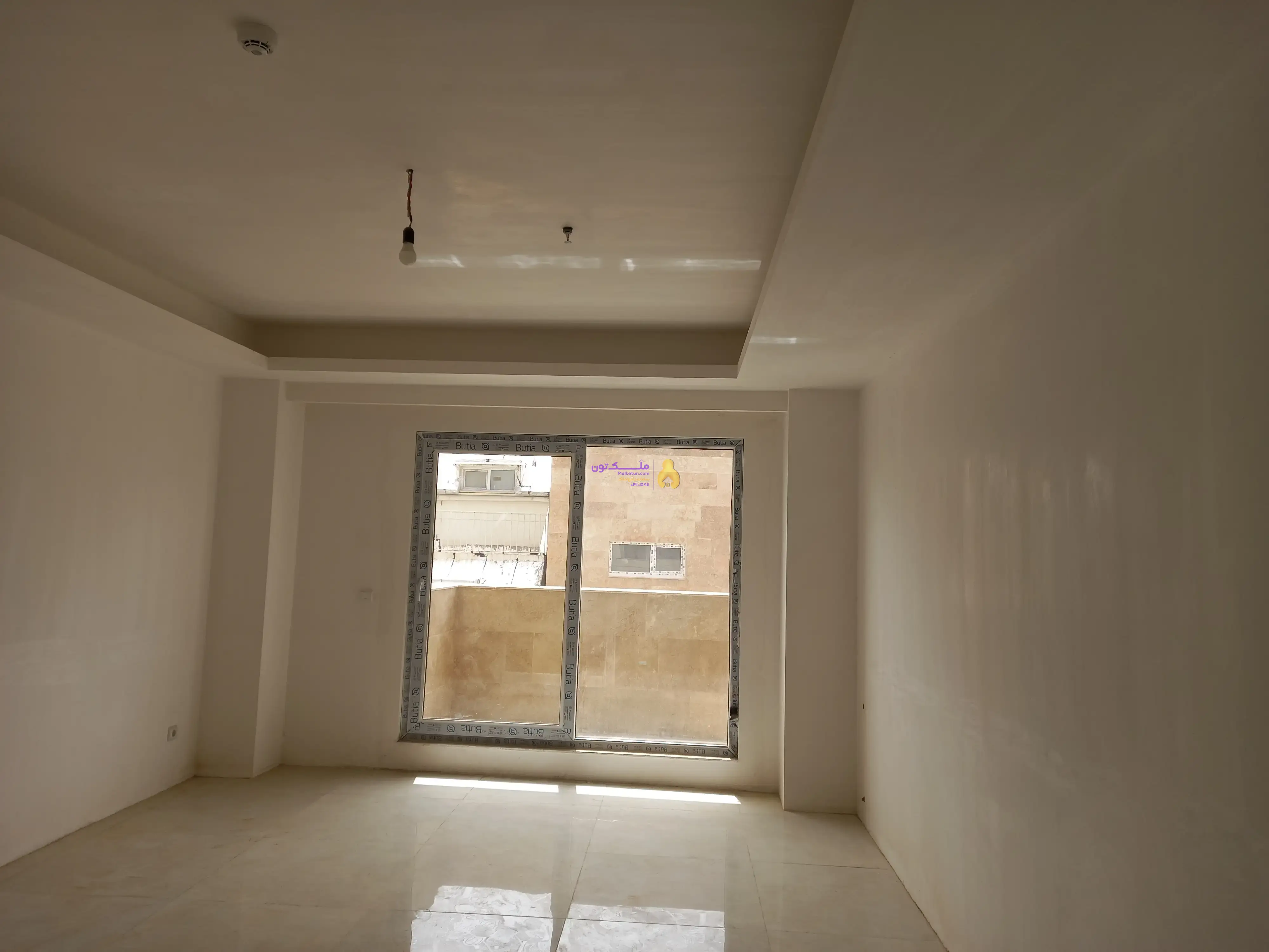 فروش آپارتمان ۲۳۰مترمربع دوخوابه حیاط دار ولیعصرجنوبی