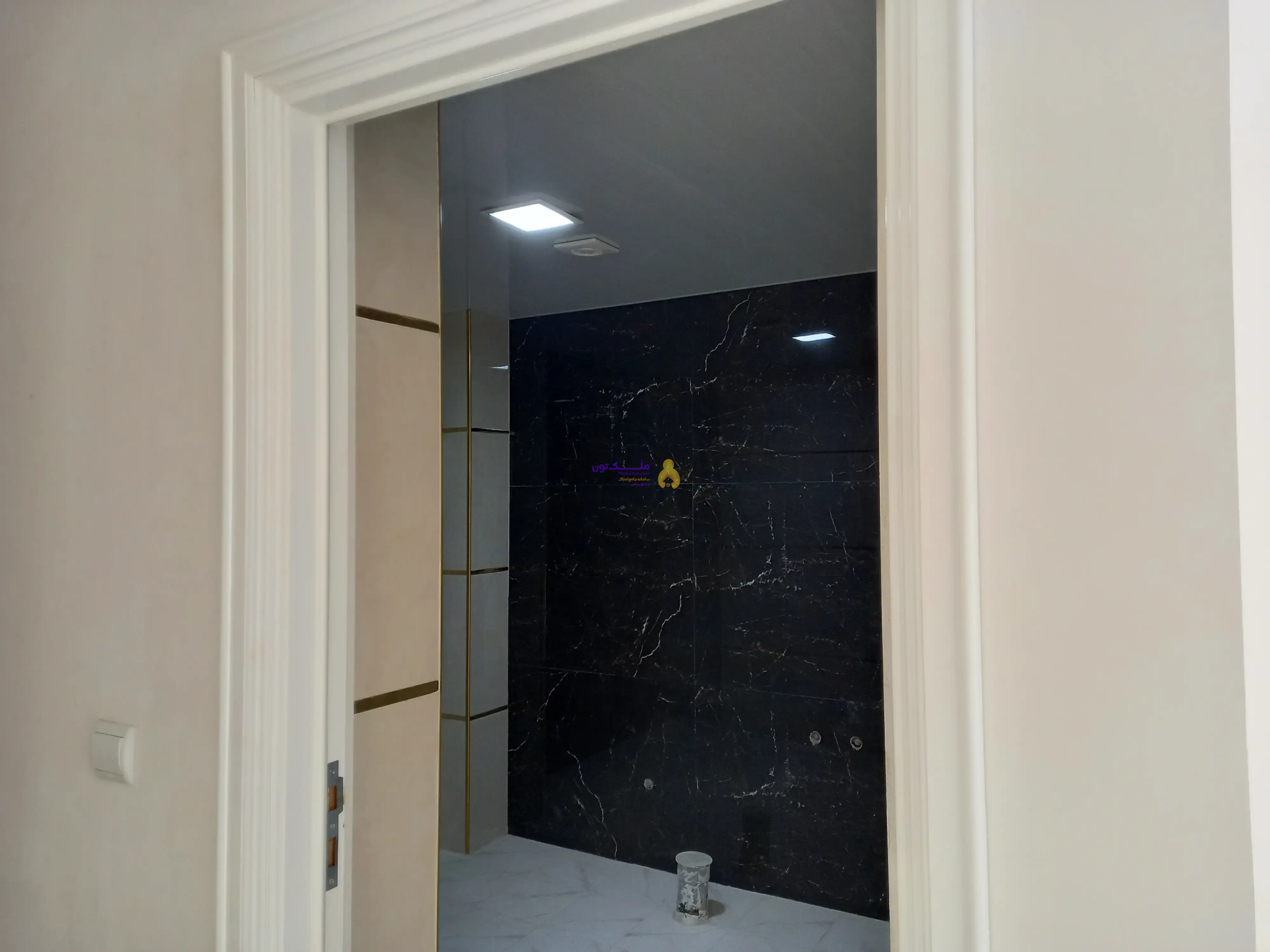 فروش آپارتمان ۲۳۰مترمربع دوخوابه حیاط دار ولیعصرجنوبی