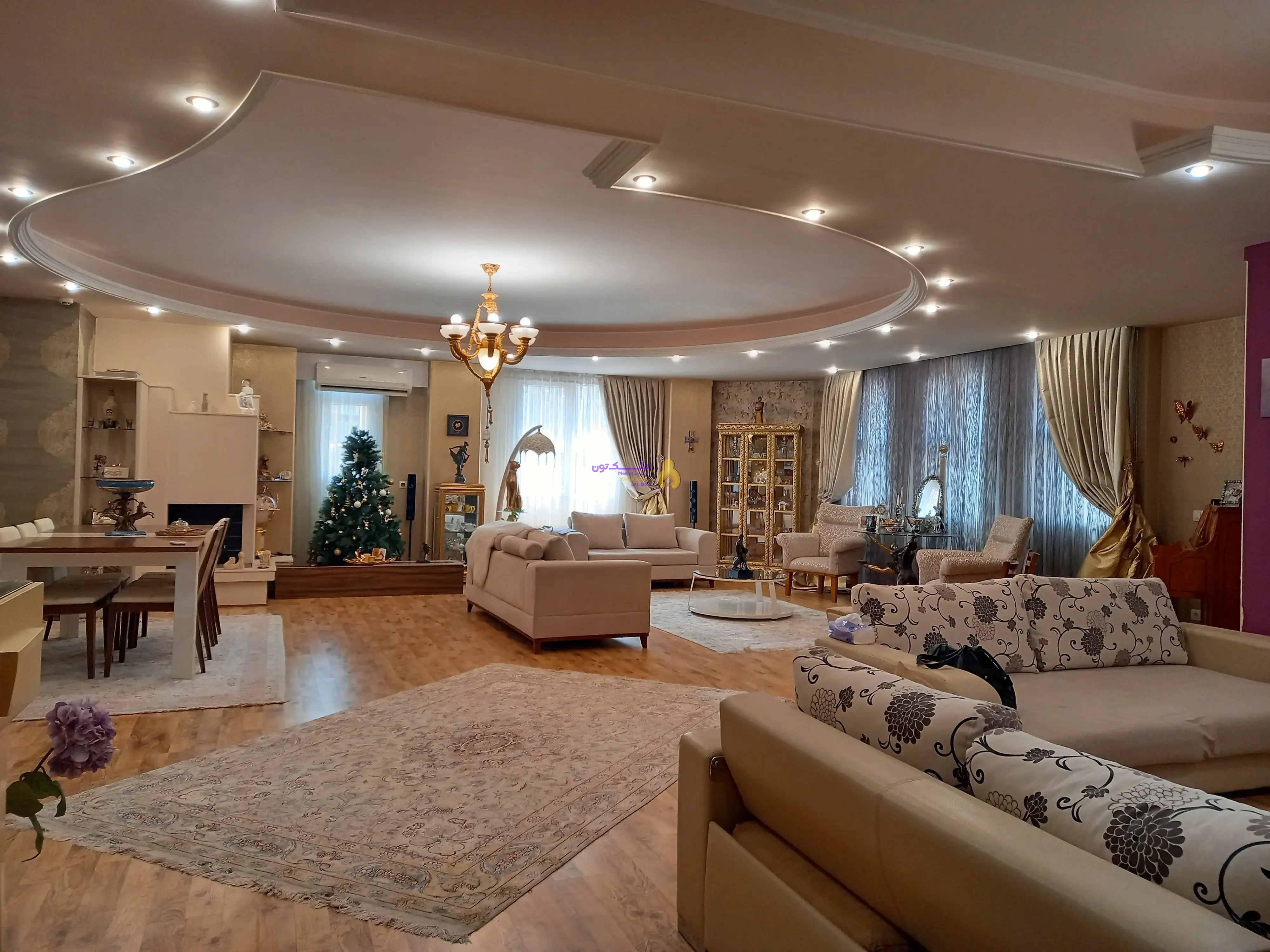 فروش آپارتمان ۲۳۰مترسه خوابه،سه نبش فردوس،ایل گلی