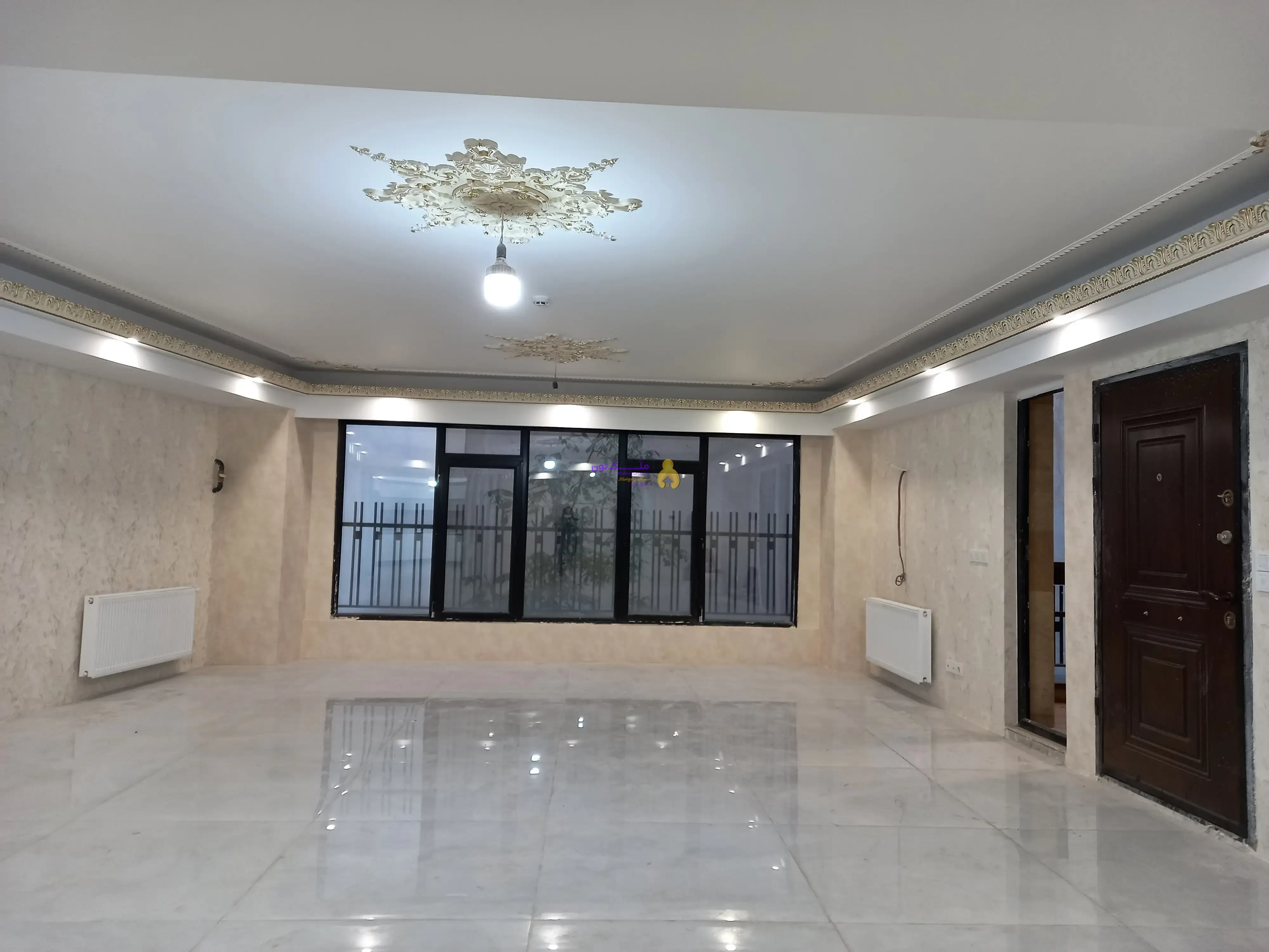 فروش آپارتمان ۱۶۵مترسه خوابه کوی سهند(برخیابان)