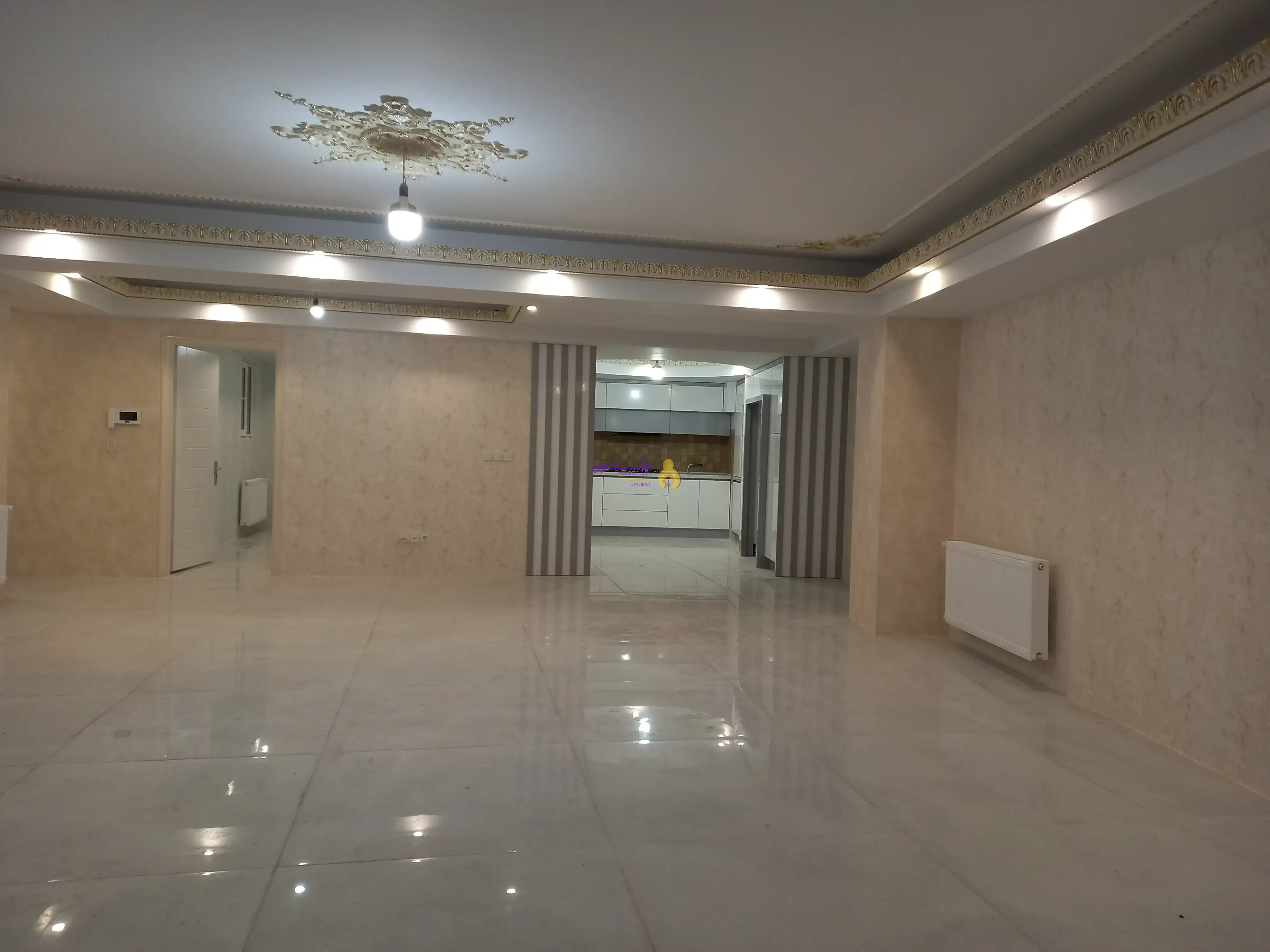 فروش آپارتمان ۱۶۵مترسه خوابه کوی سهند(برخیابان)