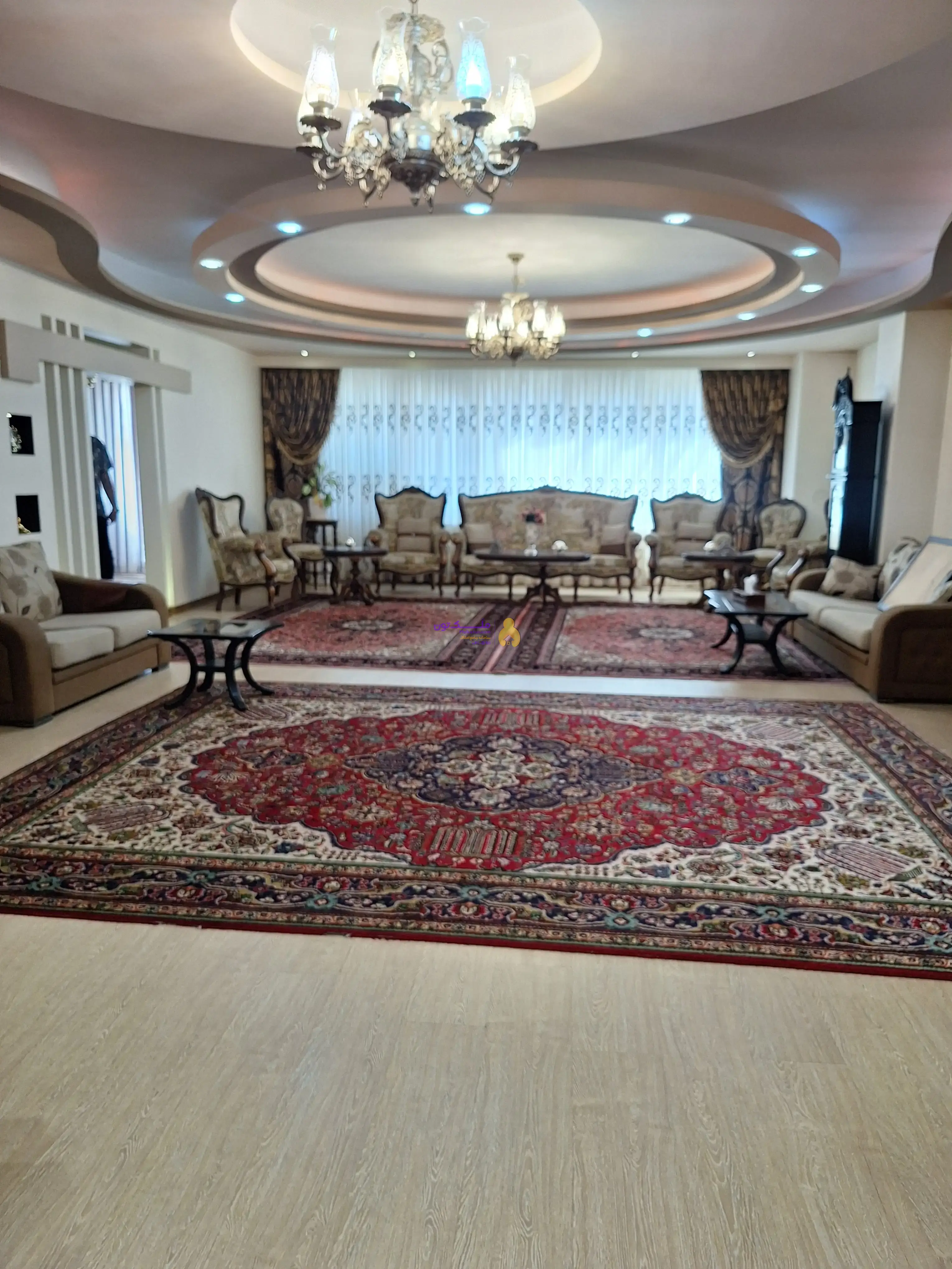 آپارتمان ۱۵۰ متری منظریه