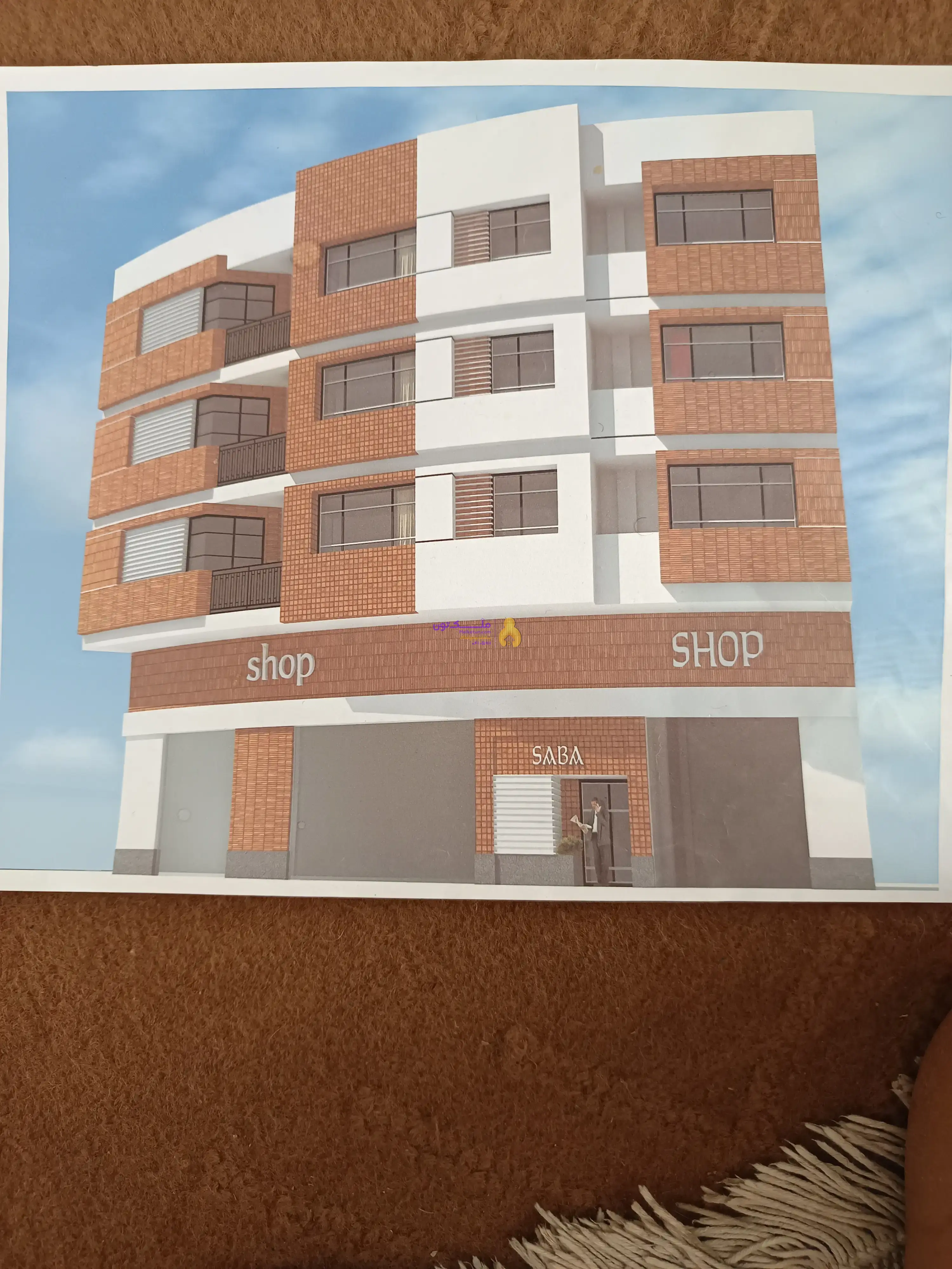 ملک تجاری 120مترمسکونی360متر نیمه کاره