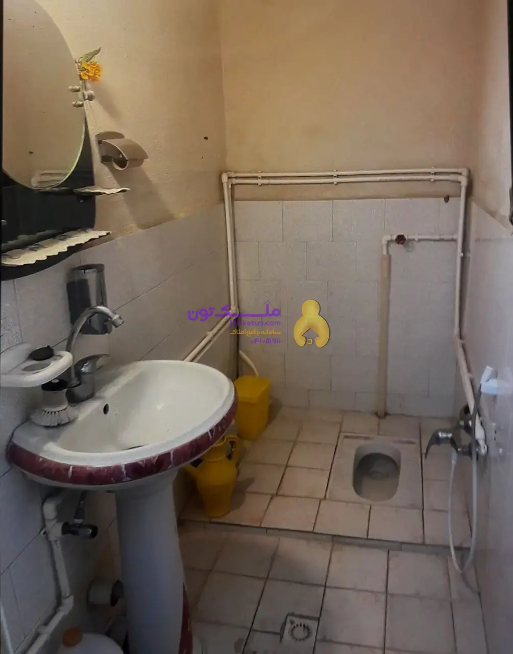 اجاره حیاط 160 متری عباسی / طاق