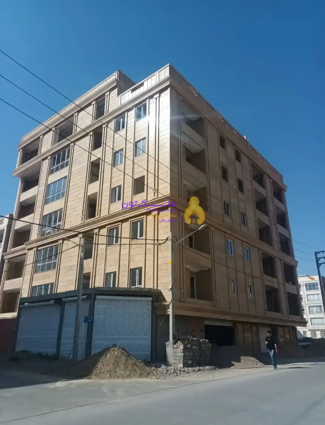 آپارتمان 130متر خام منطقه عمار