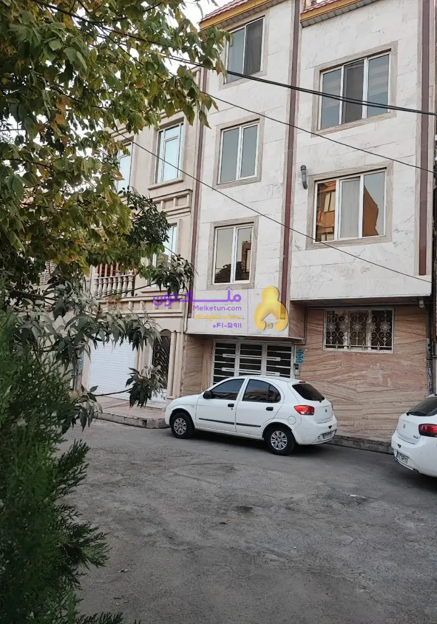 منزل ویلایی۳طبقه۳۲۰متربناروبروی شهرک فجر شهرک جهاد